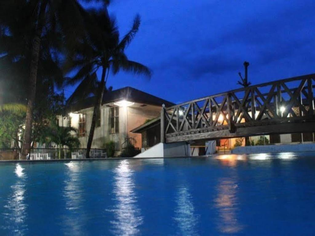 Giswold-Lagunde Beach Resort Oslob Eksteriør billede